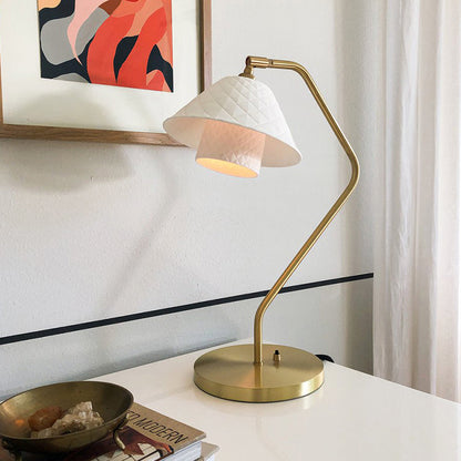 LuxeDual - Double Table Lamp with Refined Design and Soft Light Spread