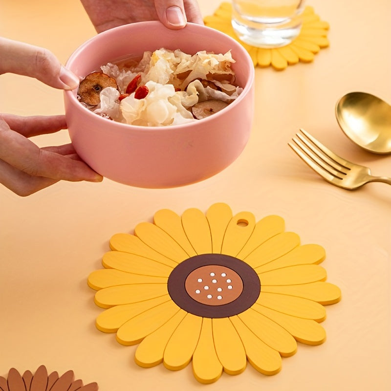 PVC Heat Resistant Sunflower Table Mat 4