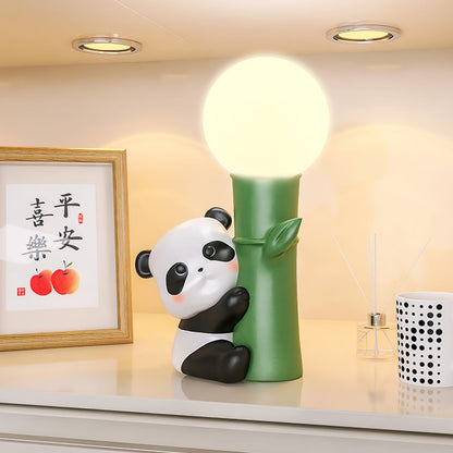 PandaBeam - Lámpara de Mesa con Detalles de Panda e Iluminación Cálida de Bambú