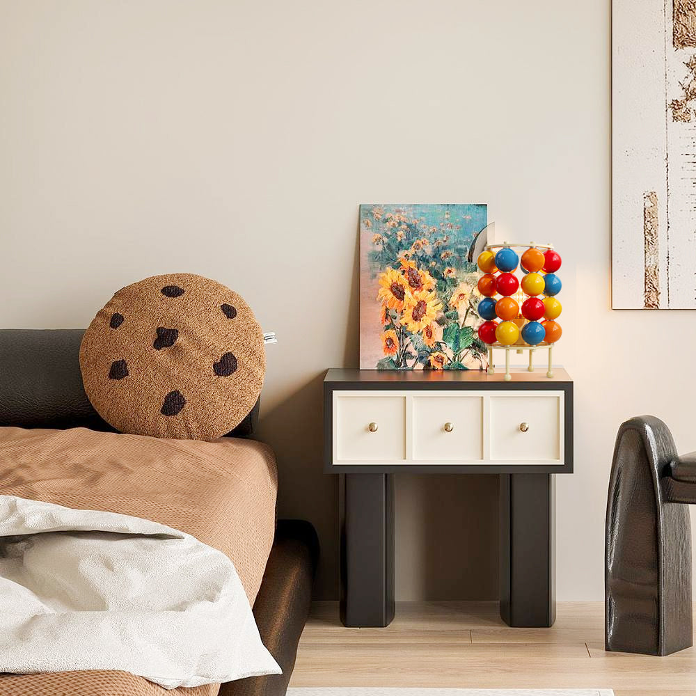 GlazeGlow - Bordlampe med skinnende kugle og blid belysning