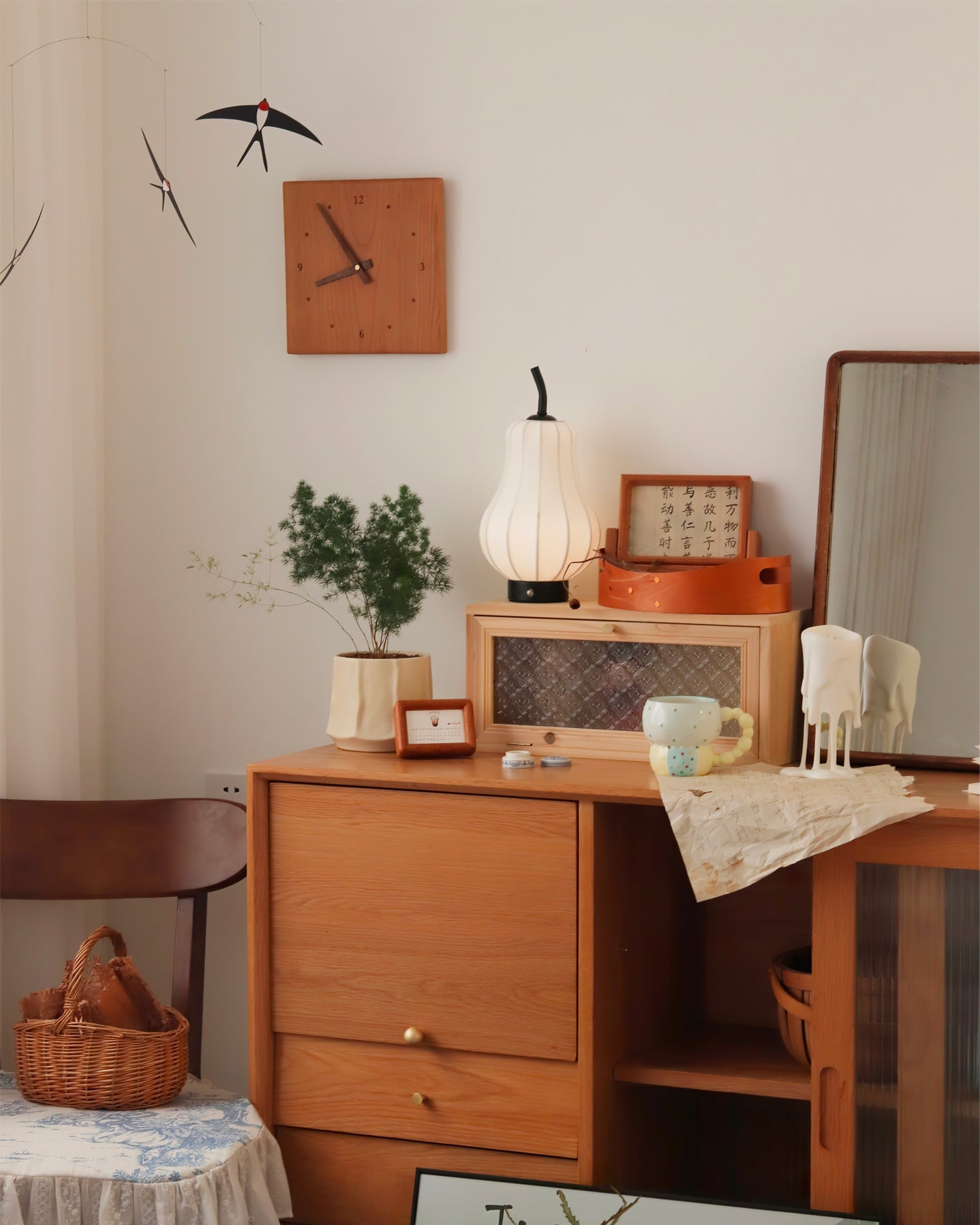 PearLume - Lámpara de Mesa Creativa con Batería Recargable