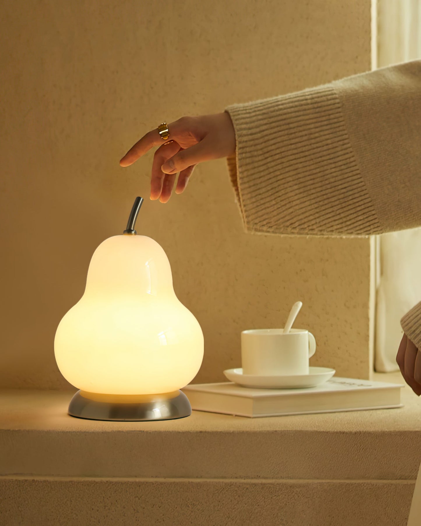 RadiantPear - Lampe de table en verre portable