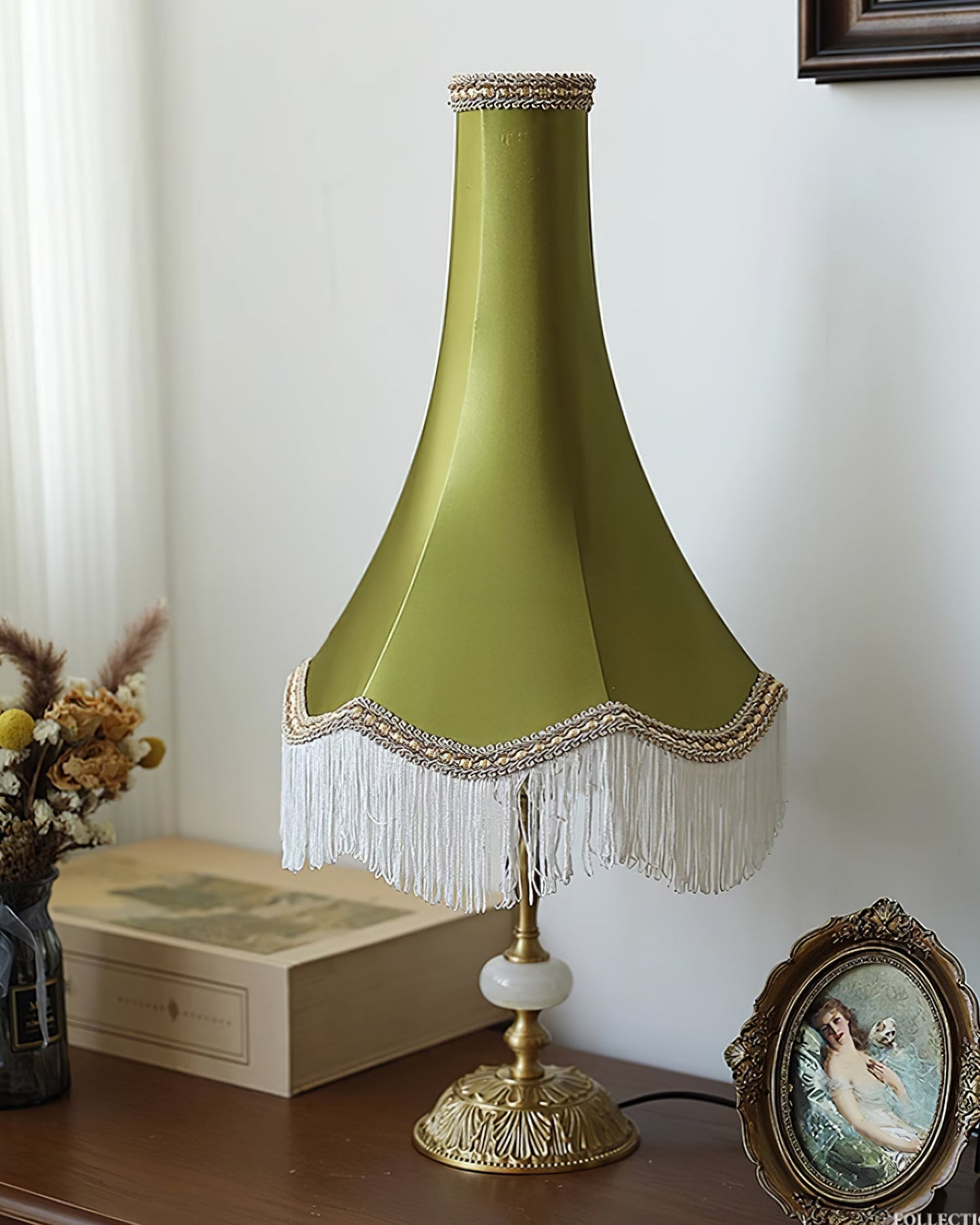 ChicGlow – Marble Footed Table Lamp with Tassel Accents