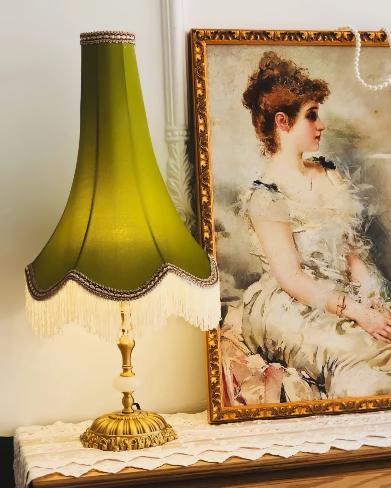 ChicGlow – Marble Footed Table Lamp with Tassel Accents