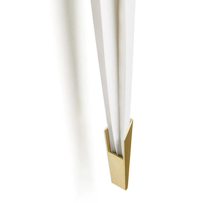 FeatherLuxe – Lámpara de Pared Inspirada en Aves para un Look Caprichoso