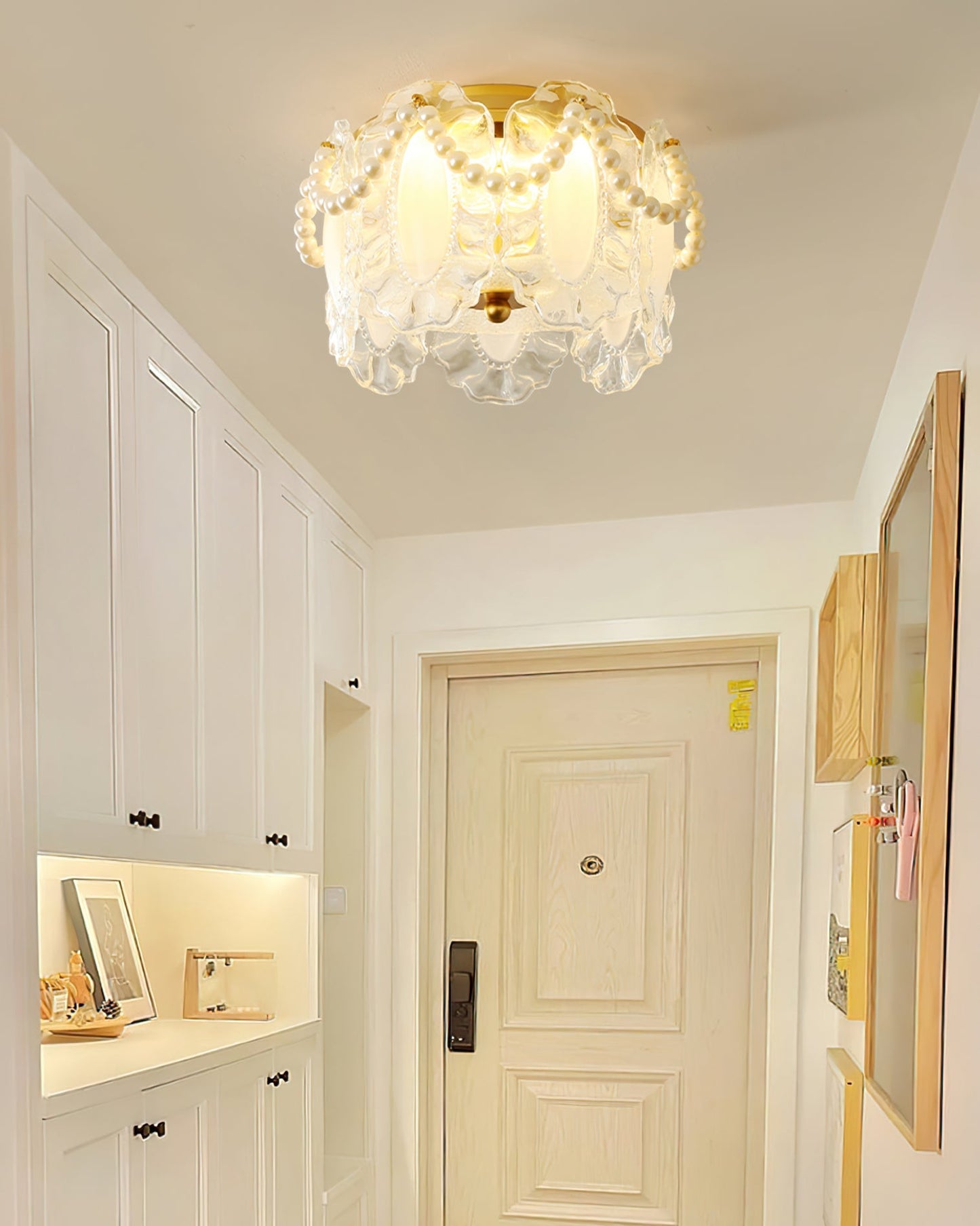 PetalAura - Loftlampe med bløde petalfunktioner og subtil luksuriøs glød