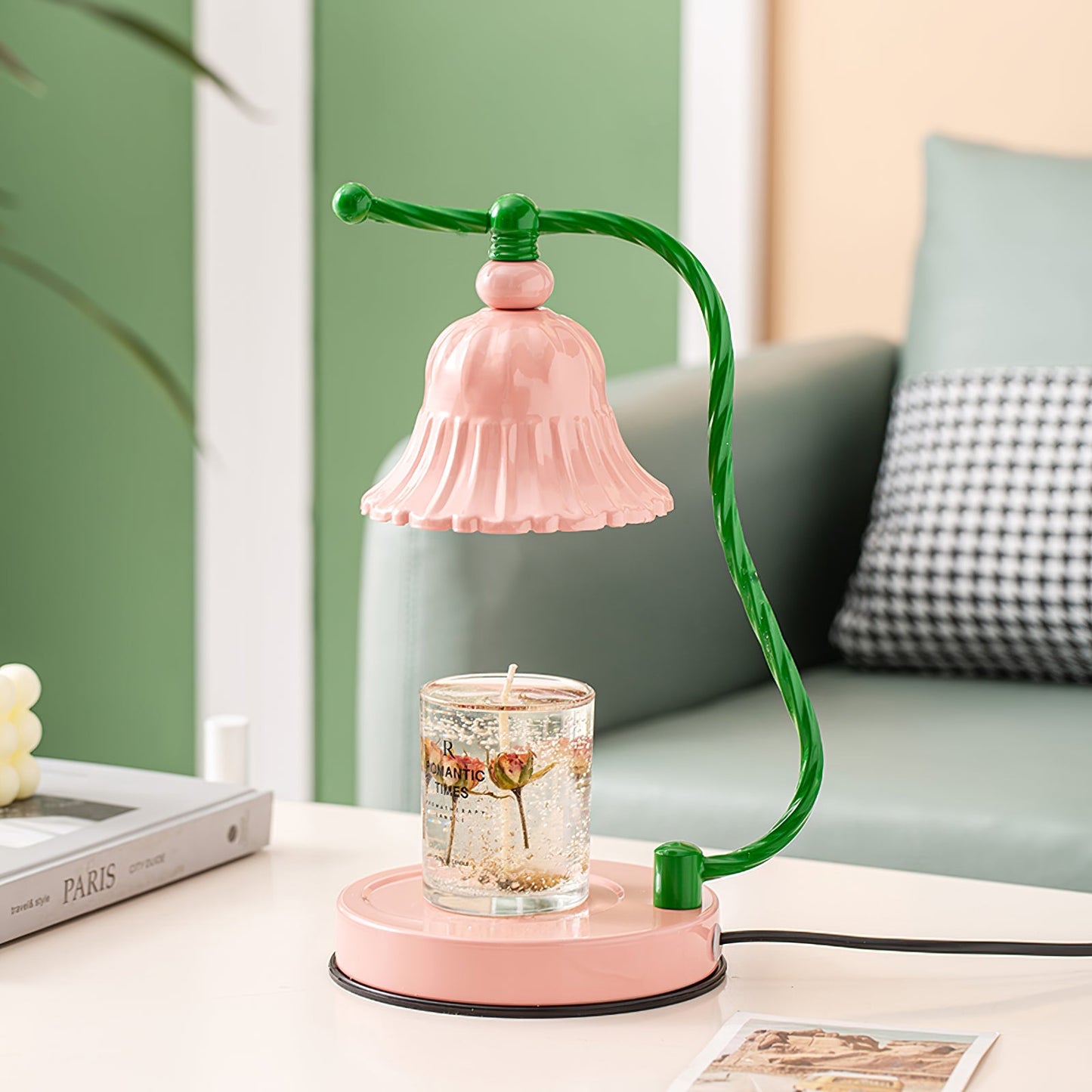 BloomAura – Charming Pink Glass Table Lamp