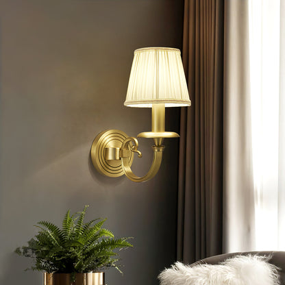 GlowRoyale – Elegant Gold Wall Lamp for Regal Lighting