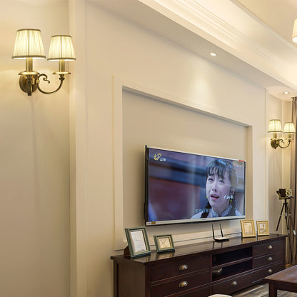 GlowRoyale – Elegant Gold Wall Lamp for Regal Lighting