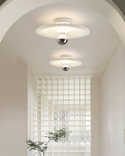 LuxePleat - Lámpara de Techo con Pliegues Detallados y Brillo Acogedor