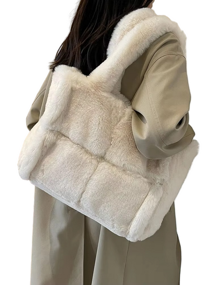 Plush Shoulder Bag for Women – Soft Faux Fur Design with High Capacity for Everyday Use 4