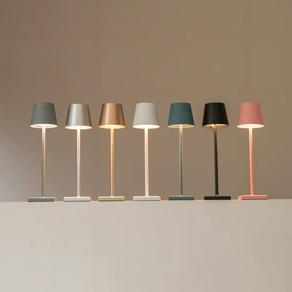 PoldLight – Modern LED Table Lamp with Charging Capability