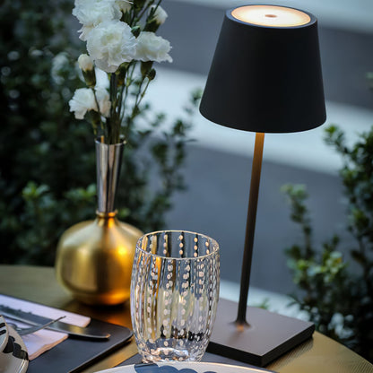 PoldLight – Modern LED Table Lamp with Charging Capability