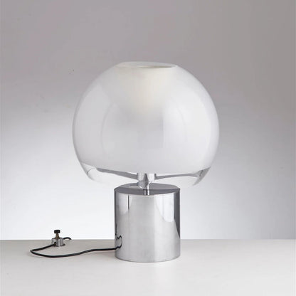 FusionGlow – Retro-inspireret bordlampe med glaskrop