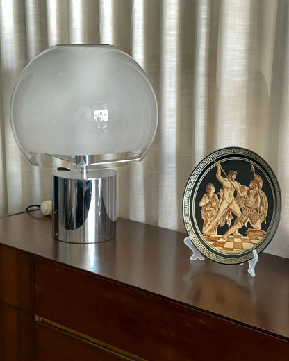 FusionGlow – Retro-inspireret bordlampe med glaskrop