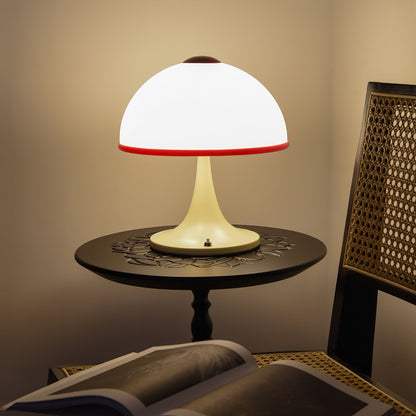 MushroomRadiance - Table Lamp with Sleek Base and Soft Lighting