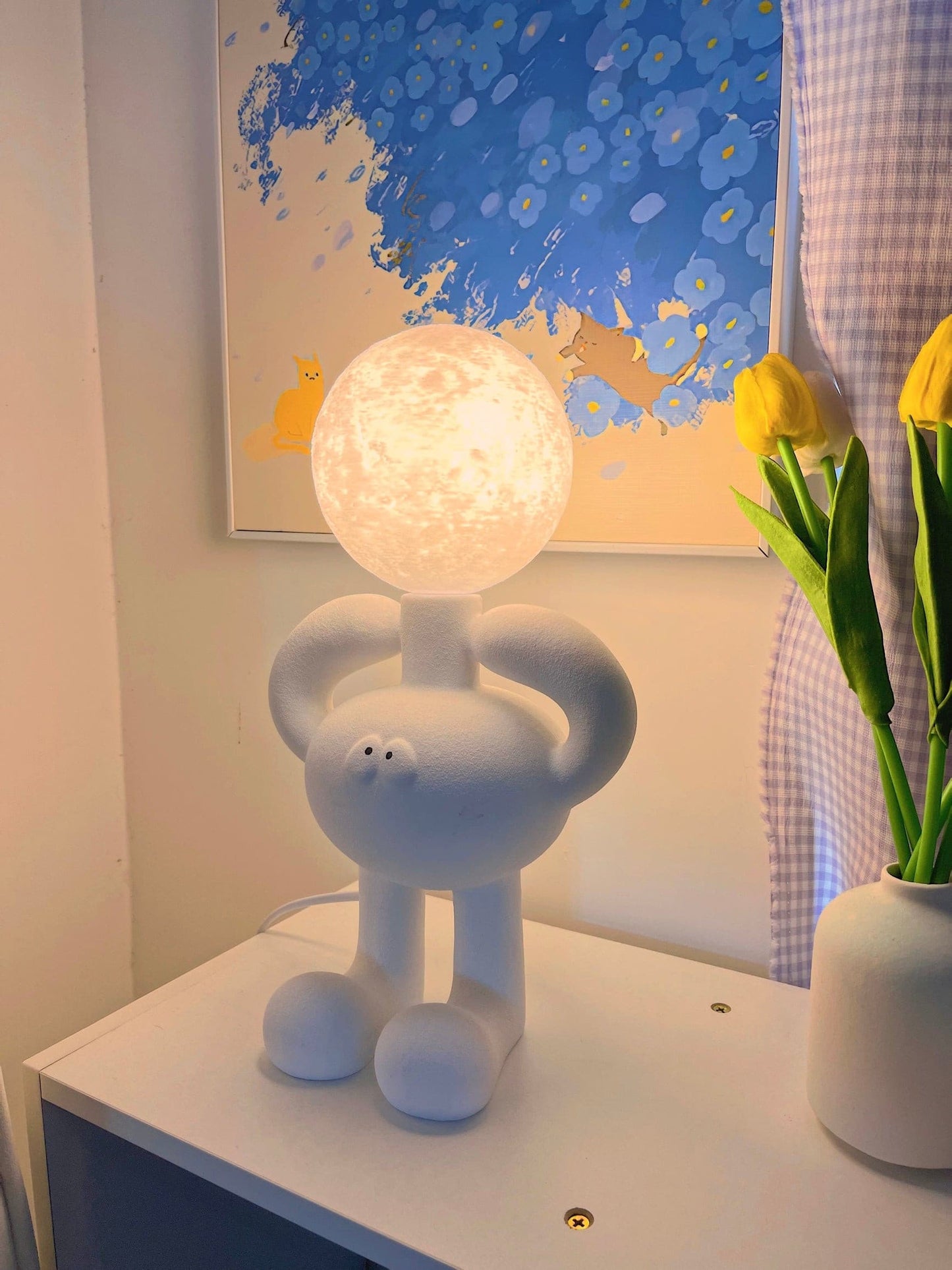 RoboLuxe - Lampada da Tavolo con Design Ispirato ai Robot e Illuminazione Accogliente