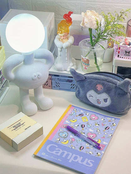 RoboLuxe - Lampada da Tavolo con Design Ispirato ai Robot e Illuminazione Accogliente