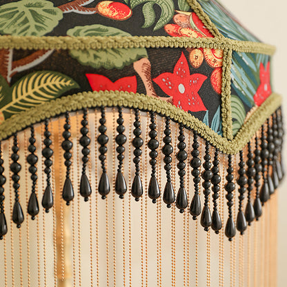 VintageBloom - Lámpara de Mesa en Motivo Floral Francés con Flecos