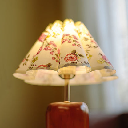 CharmeGlow - Vintage-Inspired Lamp with Soft, Warm Glow