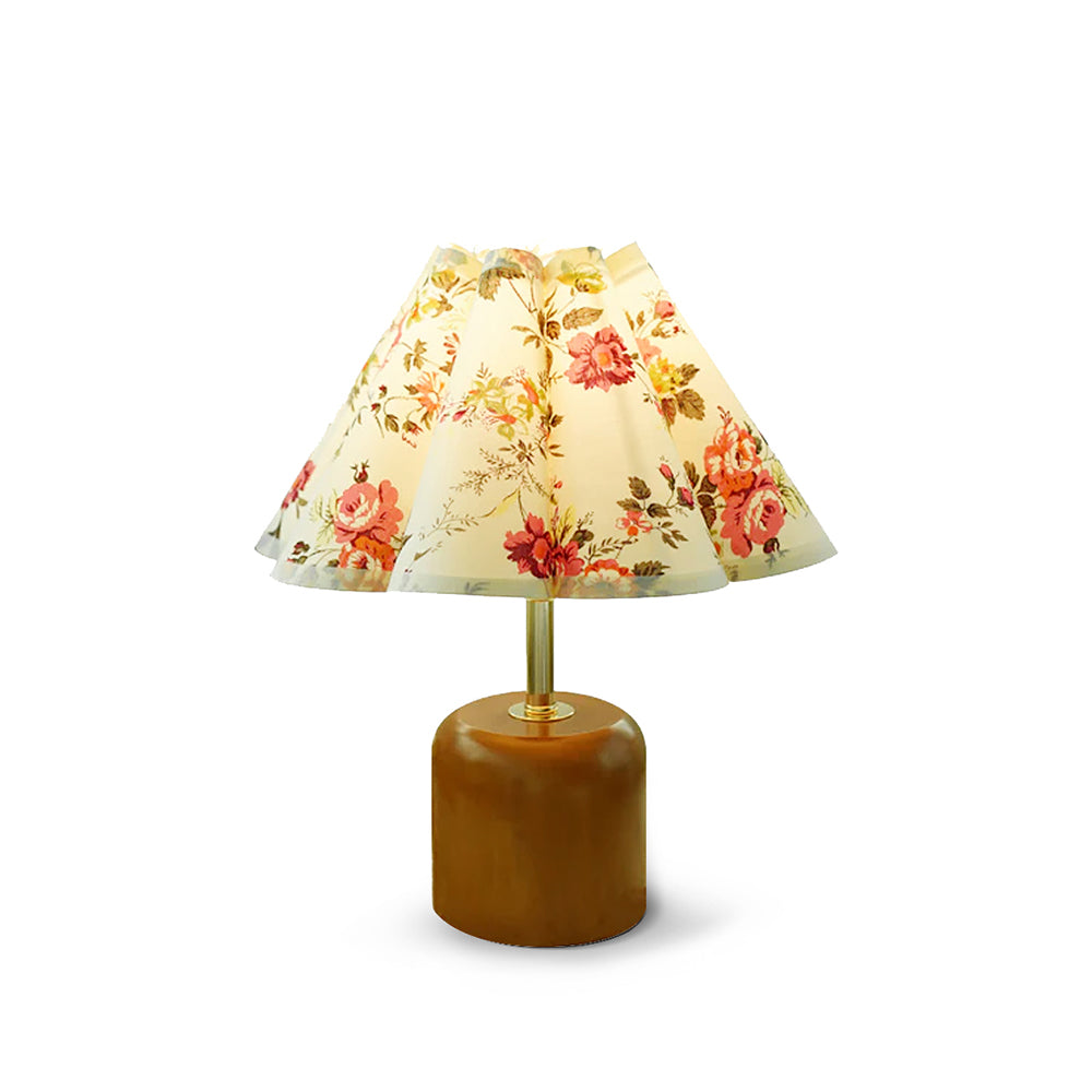 CharmeGlow - Vintage-Inspired Lamp with Soft, Warm Glow