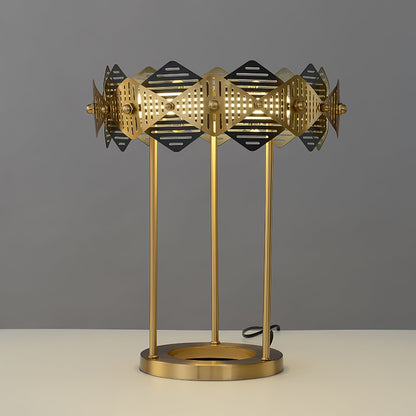 LuxeCrimson - Table Lamp with Timeless Design and Warm Red Elegance