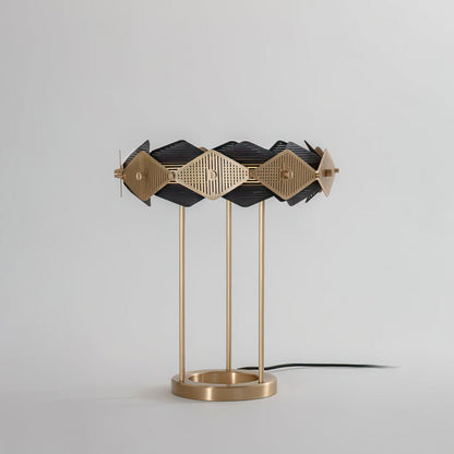 LuxeCrimson - Table Lamp with Timeless Design and Warm Red Elegance