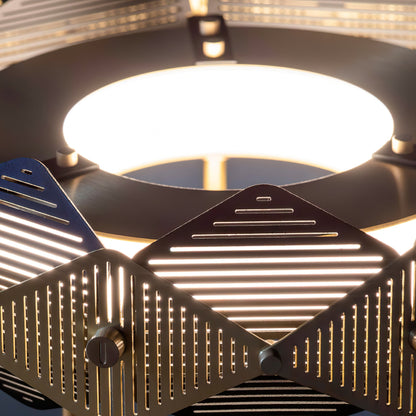 LuxeCrimson - Table Lamp with Timeless Design and Warm Red Elegance