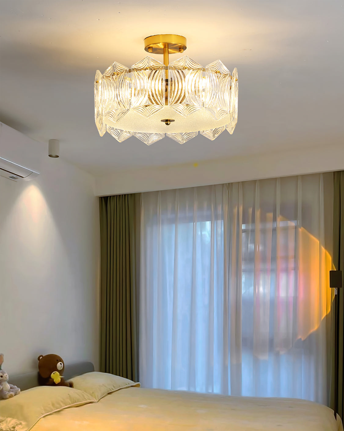 RubyAura - Sofistikeret Rund Loftlampe