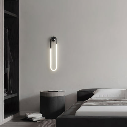 GoldCurve – Minimalist Wall Light