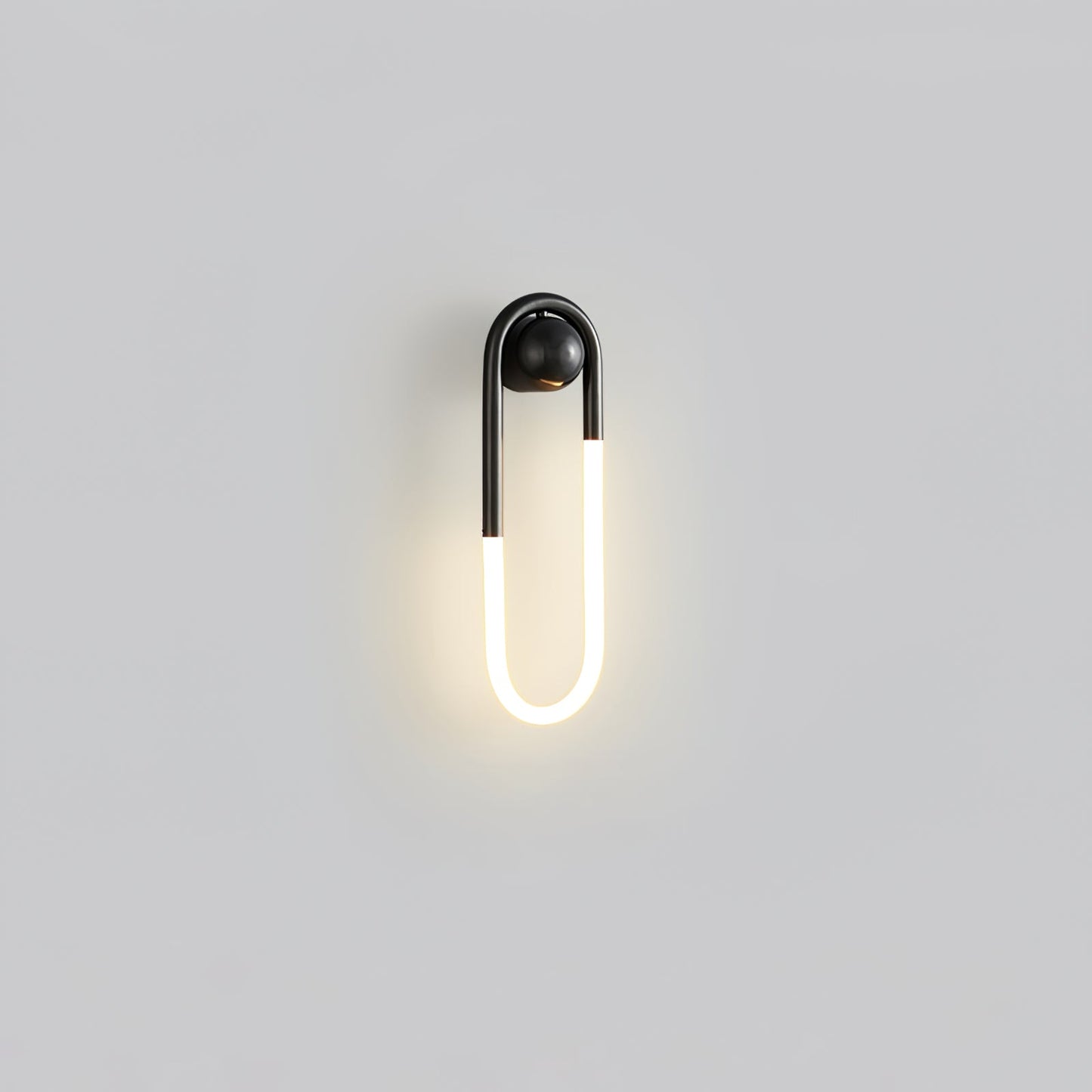 GoldCurve – Minimalist Wall Light