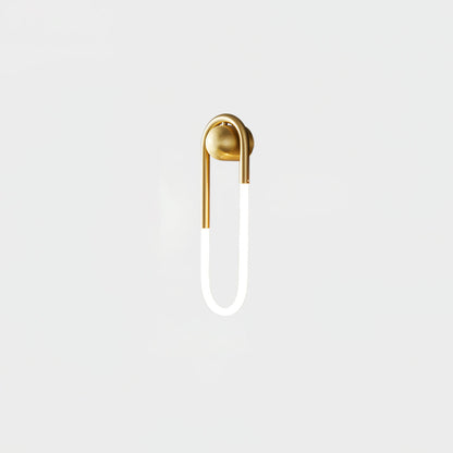 GoldCurve – Minimalist Wall Light