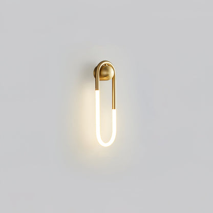 GoldCurve – Minimalist Wall Light