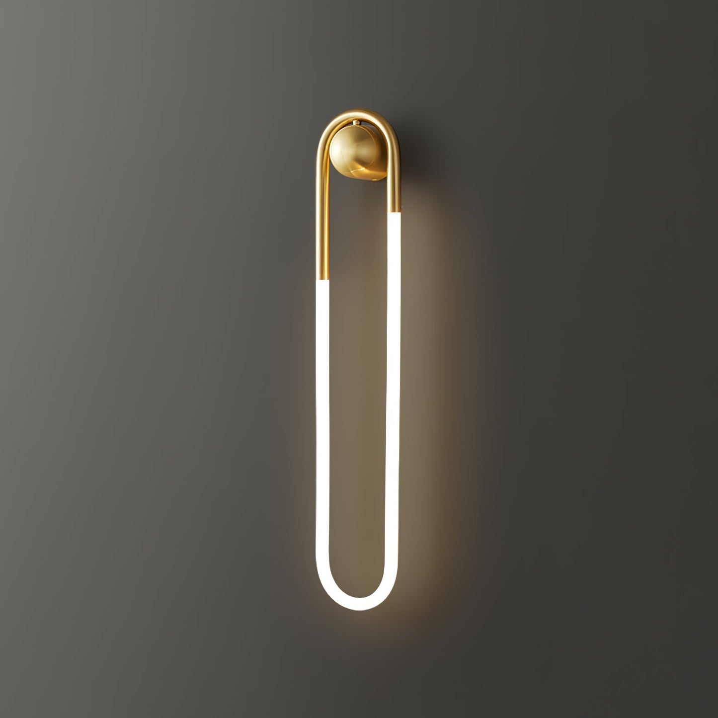 GoldCurve – Minimalist Wall Light