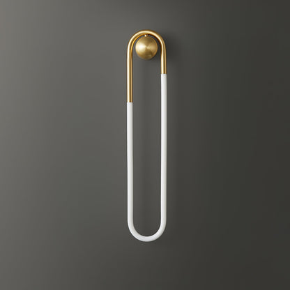 GoldCurve – Minimalist Wall Light