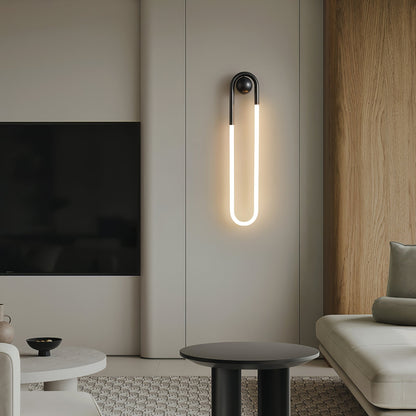GoldCurve – Minimalist Wall Light