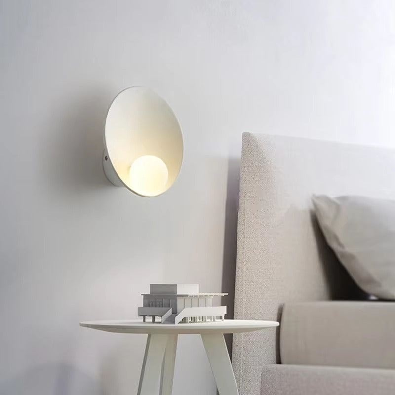 NovaAura - Minimalist Wall Lamp