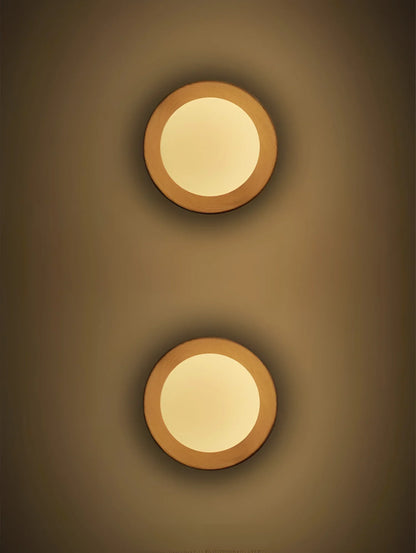 WalnutEdge – Luxurious Wall Light with Walnut Wood Accents