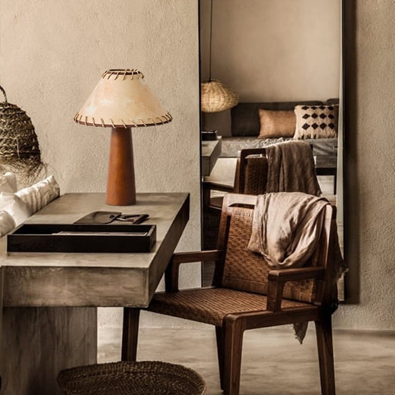 TranquilBeam – Lámpara de Mesa Wabi-Sabi para Espacios Tranquilos