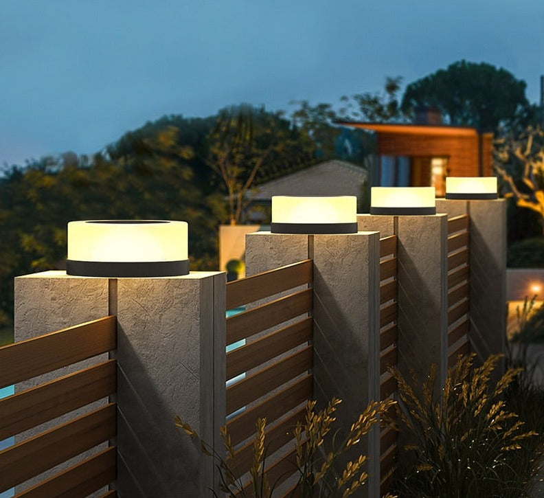 SunGlow – Lámpara de pared solar moderna con sensor inteligente