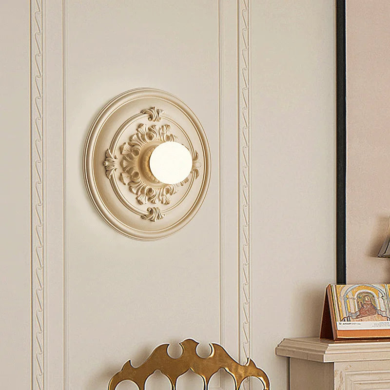 EpoqueBeam – Elegant French Round Wall Lamp for Retro Ambiance