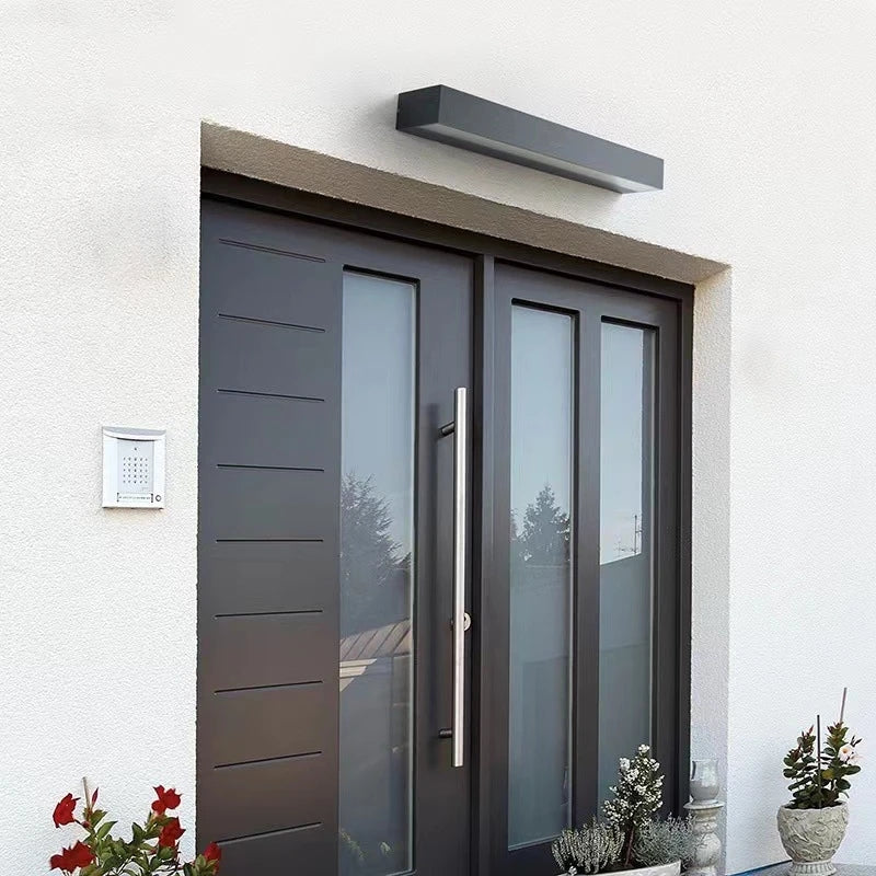 GardenLux – Elegant Wall Lamp for Garden with Luxurious Glow