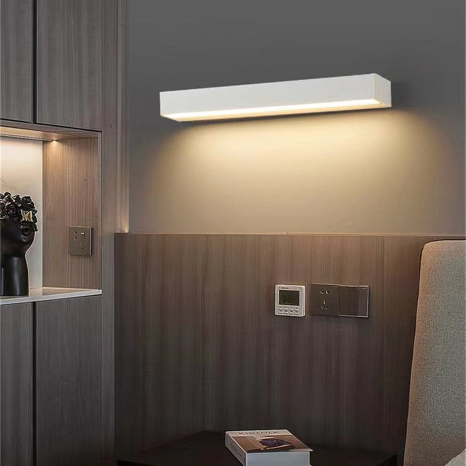 GardenLux – Elegant Wall Lamp for Garden with Luxurious Glow