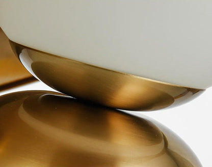 GoldenGlow – Lampe de table de style nordique en or