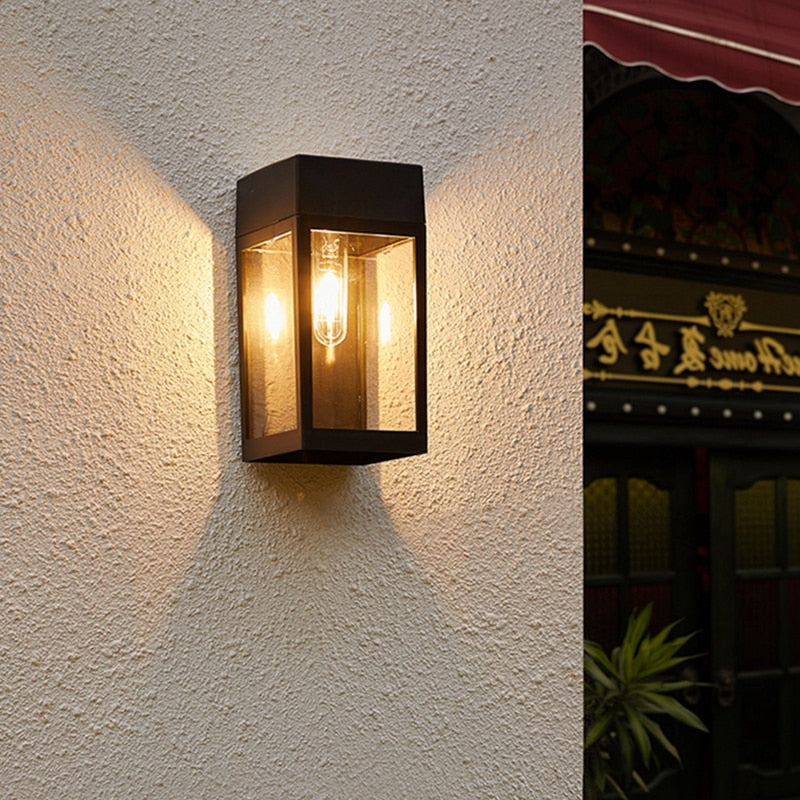GlowHaven – Wall Lamp for Garden Fences with Inviting Light