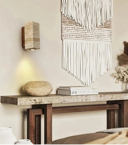 StoneGlow – Chic Wall Light Made with Natural Stone