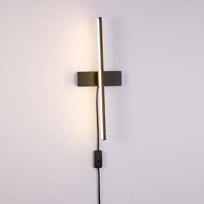 PlugLuxe – Sleek Scandinavian Wall Lamp with Plug for Stylish Interiors