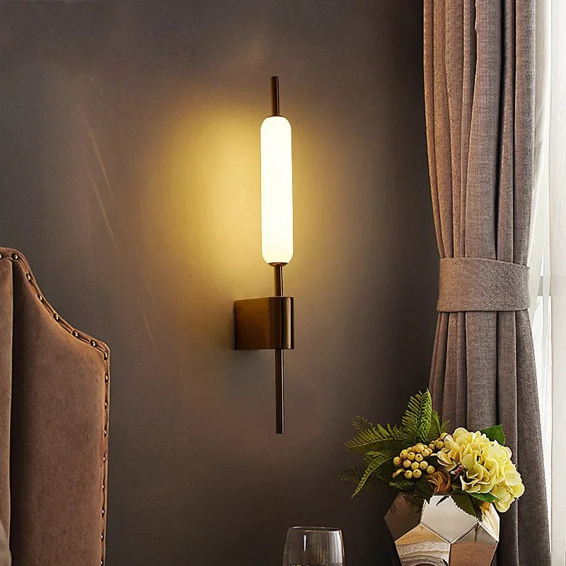 AuraGold – Elegant Gold Wall Lamp for LED Illumination