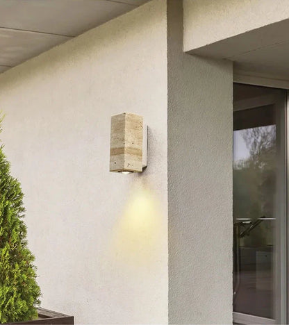 StoneGlow – Chic Wall Light Made with Natural Stone