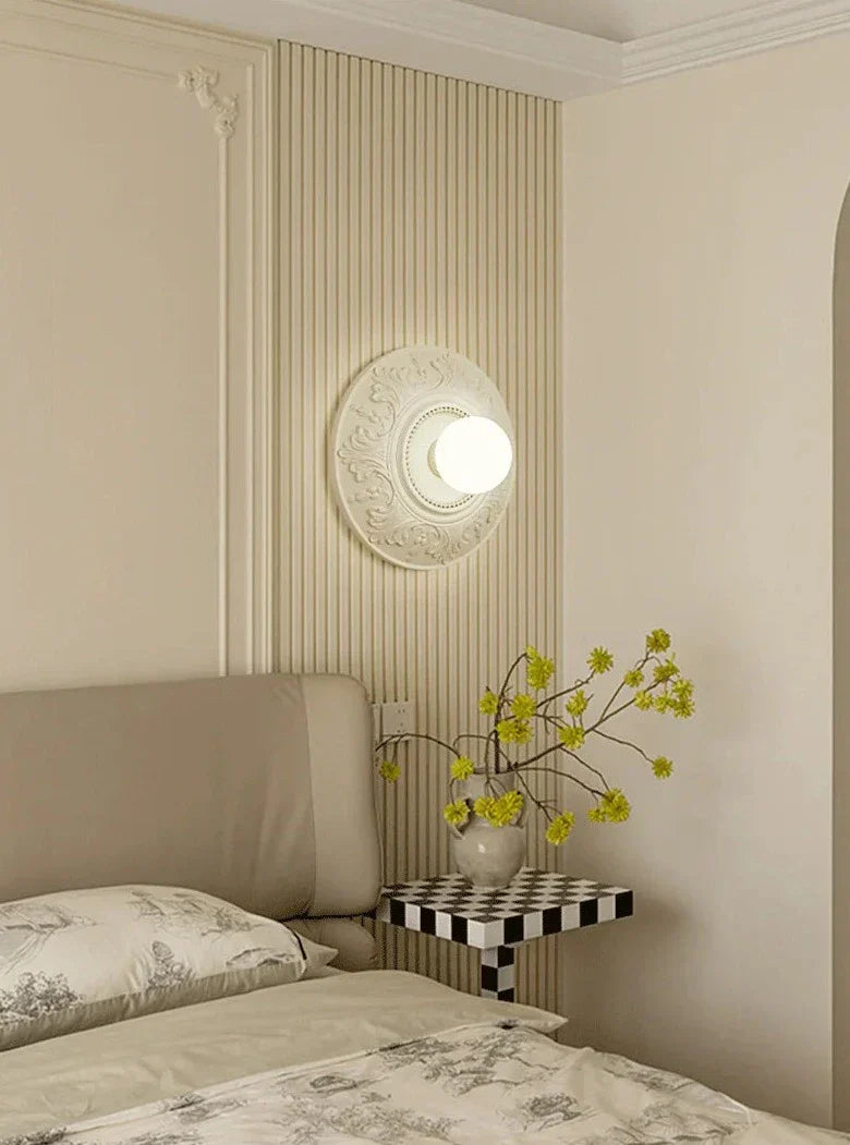 ParisAura – Vintage White Round Lamp for Sophisticated Rooms